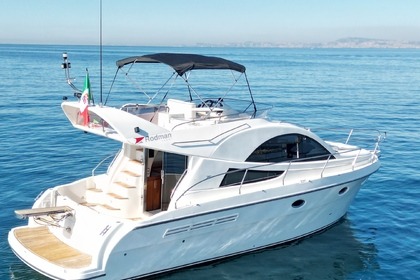 Alquiler Lancha Rodman Yachts Flybridge Luxury Capri