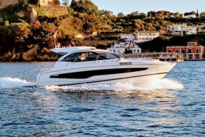 Rental Motorboat Jeanneau Leader 36 Amalfi