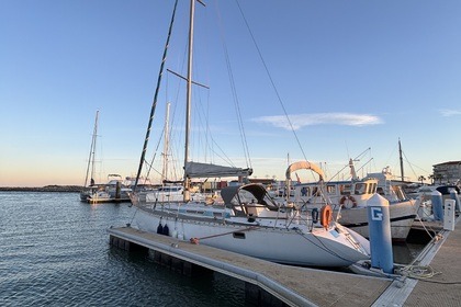 Charter Sailboat Jeanneau Sun Légende 41 Le Barcarès