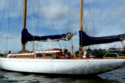 Verhuur Zeiljacht Illingworth Unique Locmariaquer