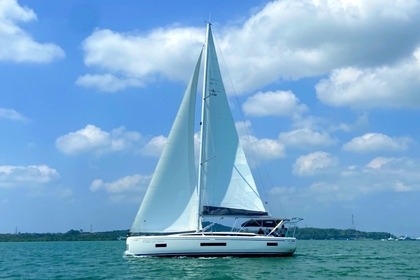 Hire Sailboat Bavaria Bavaria C46 Phuket