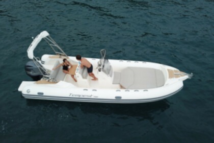 Charter RIB Capelli Tempest 700 Saint-Tropez