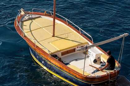 Charter Motorboat Desimone mare Gozzo Sorrentino Nerano
