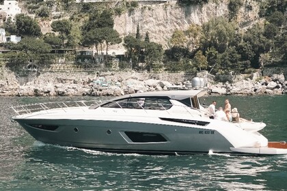 Location Bateau à moteur Azimut Azimut Capri