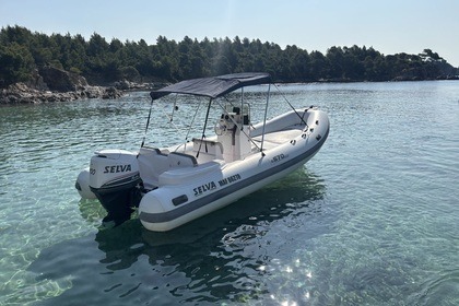 Hire RIB Selva Marine 570 Hyères