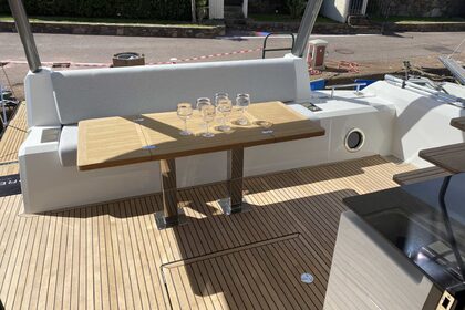 Alquiler Yate a motor Jeanneau Prestige Yacht 630 Flybridge Cogolin