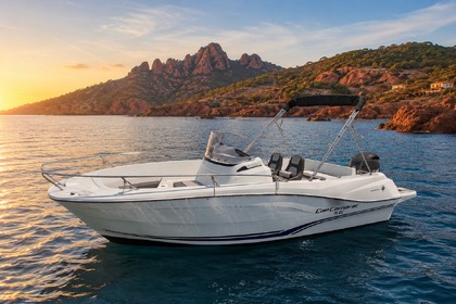 Miete Motorboot Jeanneau Cap Camarat 6,5 Style Saint-Aygulf