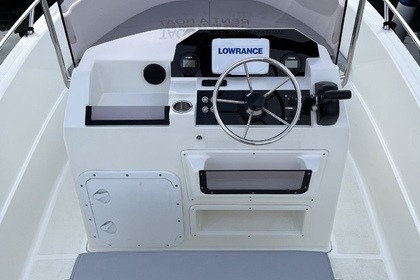 Noleggio Barca a motore Atlantic Marine 530 Open Vodizze