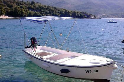 Rental Boat without license  Handcrafted Traditional Wooden Pasara Slano