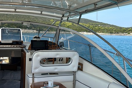 Ενοικίαση Μηχανοκίνητο σκάφος Poly Form Triakis C30 Ούμαγκ