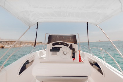 Чартер Моторная яхта BluLine BluLine 21 Дения