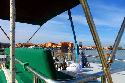 Rental Houseboats New Con Fly Suite Chioggia