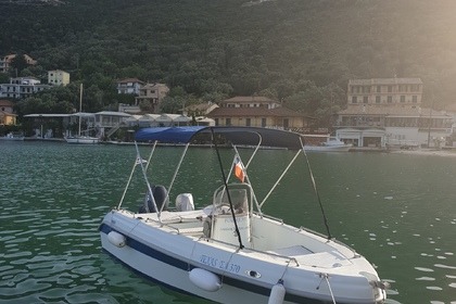 Hire Boat without licence  Karel 500v - Lefkafa Island Lefkada