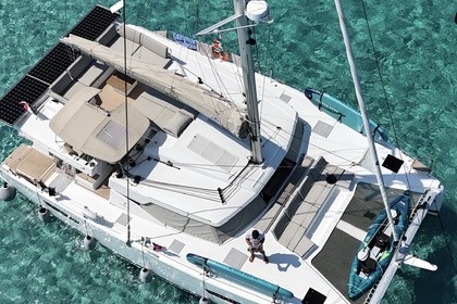 Rental Catamaran Fountaine Pajot ELBA45 Simpson Bay