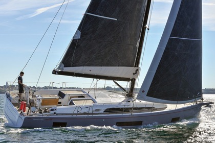 Rental Sailboat Beneteau Oceanis 46.1 Golfe-Juan