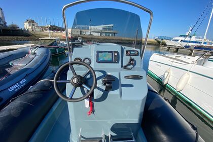 Location Semi-rigide bombard bombard explorer 6.9 Lorient