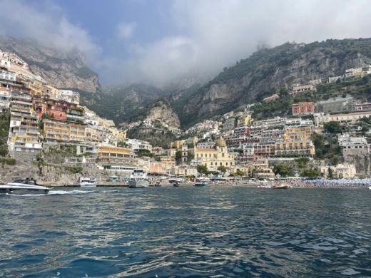 Capri Motorboat Barqa Q20 alt tag text