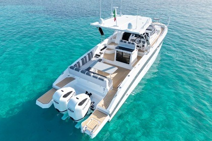 Czarter Łódź motorowa Saver Saver 330 sport 11 metri  incluso watergames Portisco