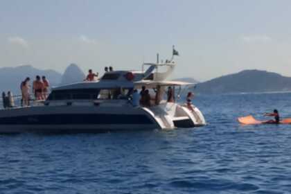 Verhuur Motorboot Blujoi Power Cat 40 Luxo Angra dos Reis