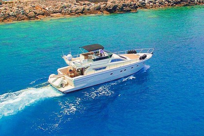 Rental Motorboat Ferretti 52 Fly S Alanya