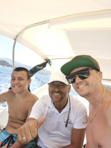 Chalkidiki Motorboat Cranchi Zaffiro 34 alt tag text