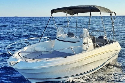 Verhuur Motorboot Jeanneau Cap Camarat 5.5 Cc Šibenik