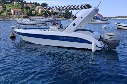 Charter Motorboat Speeder 680 Open Hvar