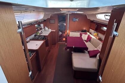 Location Voilier Beneteau oceanis 43 Lipari