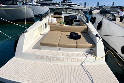 Location Yacht à moteur Vandutch Marine VanDutch 40 Saint-Tropez
