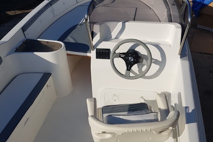 Noleggio Barca a motore Marinello Cabin 26 Patti