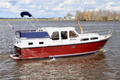 Charter Houseboat AQUANAUT 950 Terherne