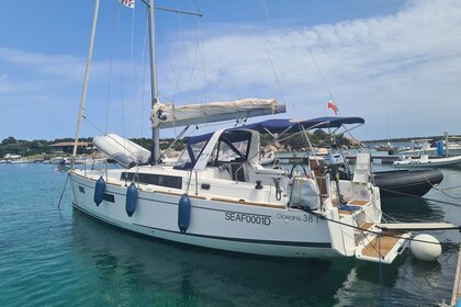 Rental Sailboat Bénéteau Oceanis 38.1 Golfo Aranci