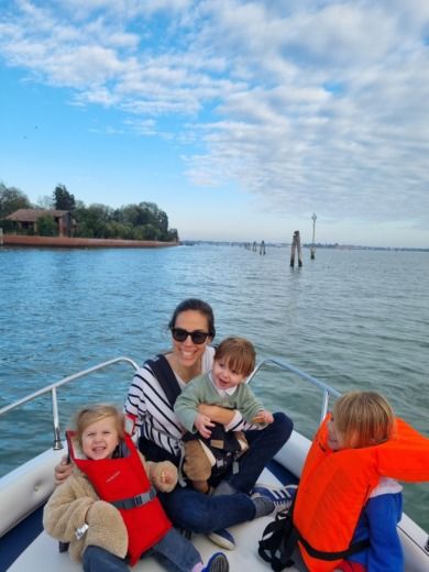 Venice Motorboat Private boat tour Venice Colibrí alt tag text