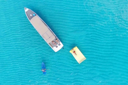 Rental Motorboat xtrem marine 39 Bateau privé avec capitaine Sint Maarten