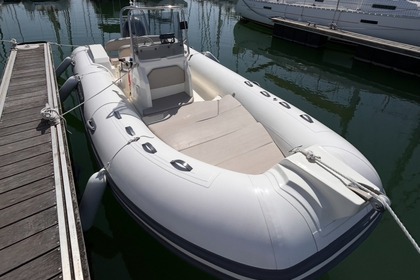 Location Semi-rigide Capelli Tempest 570 Open La Rochelle