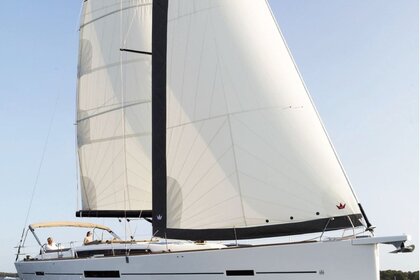 Noleggio Barca a vela Dufour Yachts 520 GL with watermaker & A/C - PLUS Olbia