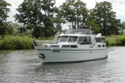 Hire Houseboat Regina Boarnkruiser 1000 Jirnsum