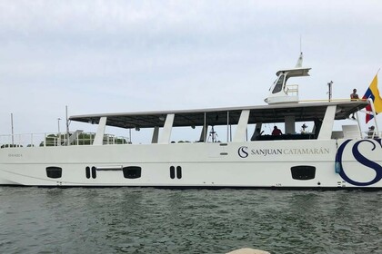 Charter Catamaran Capuz 86 pies Cartagena