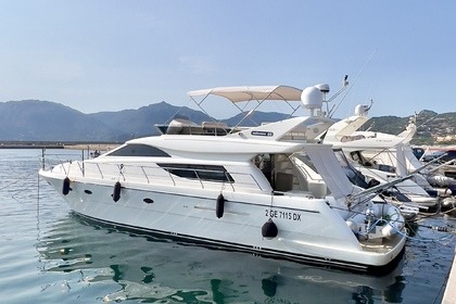 Noleggio Yacht a motore UNIESSE 55 FLY Villasimius
