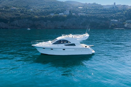 Charter Motor yacht Rodman Yachts Flybridge 12.80 Capri