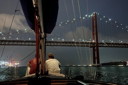 Hire Sailboat Jeanneau Sun Odyssey 36i Performance Lisbon