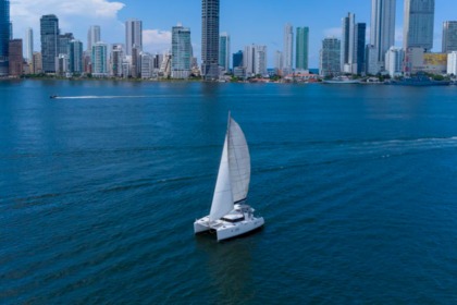 Rental Catamaran Lagoon 40 San Blas Islands