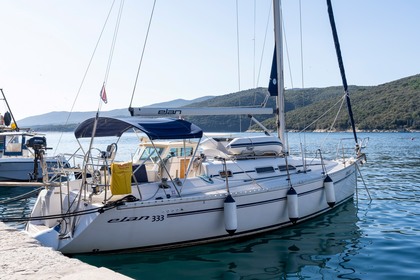 Hire Sailboat Elan 333 Rabac