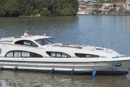 Charter Houseboat Comfort Elegance Hesse