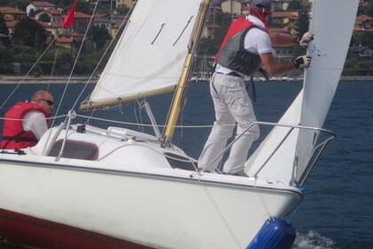 Charter Sailboat One Design Meteor Pianello del Lario