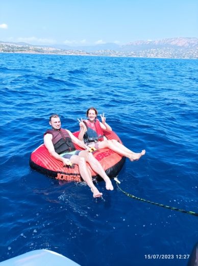 Σεν Ραφαέλ Motorboat Beneteau Flyer 6.5 Sundeck alt tag text