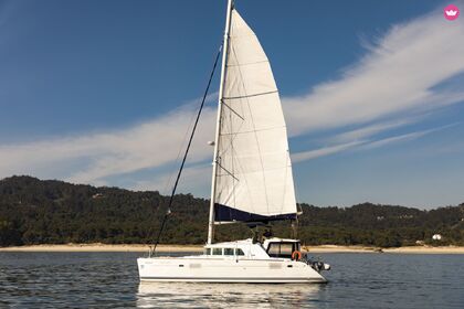 Charter Catamaran Lagoon Lagoon 440 Baiona