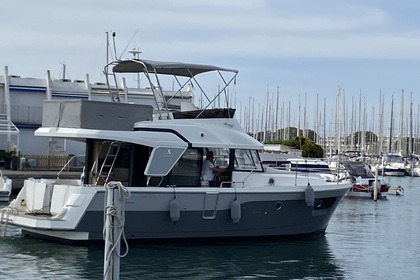Rental Motorboat Beneteau Swift Trawler 35 Le Grau-du-Roi