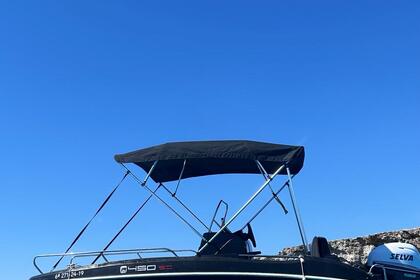 Noleggio Barca a motore Remus 450 Black EFI Minorca