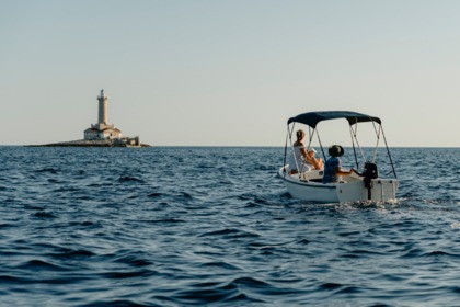 Hire Boat without licence  Ven Zorana 501 As Premantura